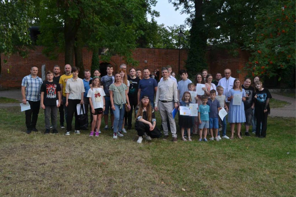 Uczniowie Szkoły muzycznej Online - festiwal w Ostrzeszowie